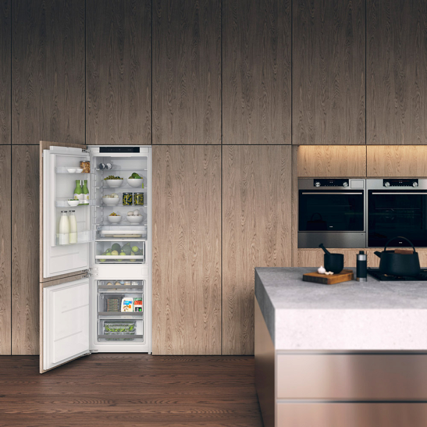 Холодильники с морозильной камерой